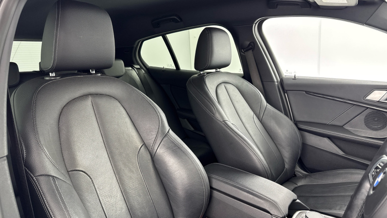 BMW 1 Series 118i M Sport 5dr Step Auto Petrol Hatchback